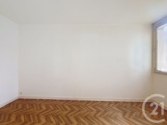 Appartement F2 à louer - 2 pièces - 37.72 m2 - IVRY SUR SEINE - 94 - ILE-DE-FRANCE - Century 21 Raspail