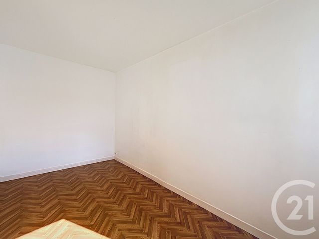 Appartement F2 à louer - 2 pièces - 37.72 m2 - IVRY SUR SEINE - 94 - ILE-DE-FRANCE - Century 21 Raspail