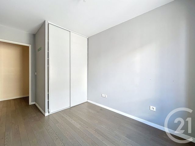 Appartement F3 à louer - 3 pièces - 58.13 m2 - IVRY SUR SEINE - 94 - ILE-DE-FRANCE - Century 21 Raspail