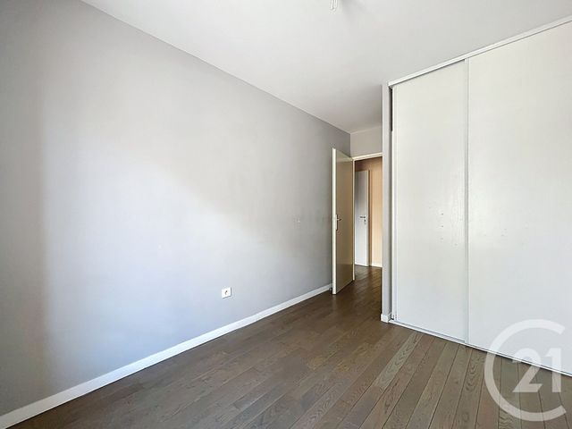 Appartement F3 à louer - 3 pièces - 58.13 m2 - IVRY SUR SEINE - 94 - ILE-DE-FRANCE - Century 21 Raspail