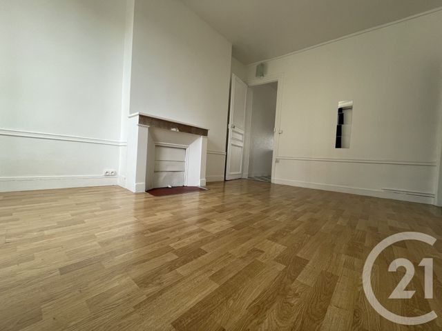 Appartement F2 à louer - 2 pièces - 32.98 m2 - IVRY SUR SEINE - 94 - ILE-DE-FRANCE - Century 21 Raspail
