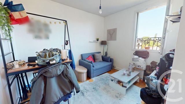 Appartement F2 à vendre - 2 pièces - 31.75 m2 - IVRY SUR SEINE - 94 - ILE-DE-FRANCE - Century 21 Raspail