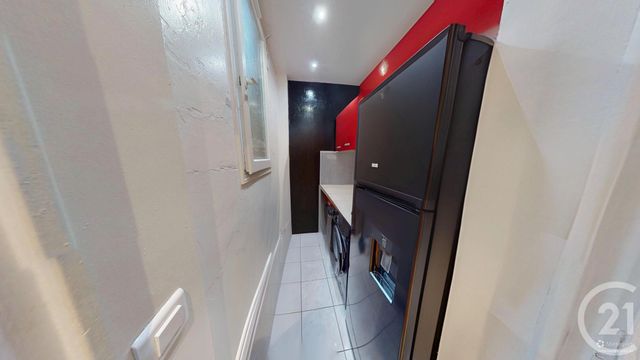 Appartement T2 à vendre - 2 pièces - 28.25 m2 - IVRY SUR SEINE - 94 - ILE-DE-FRANCE - Century 21 Raspail