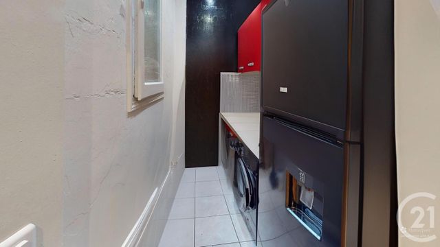 Appartement T2 à vendre - 2 pièces - 28.25 m2 - IVRY SUR SEINE - 94 - ILE-DE-FRANCE - Century 21 Raspail