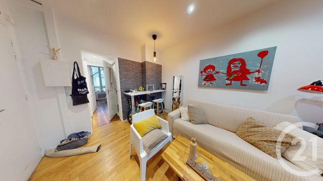 Appartement T2 à vendre - 2 pièces - 28.25 m2 - IVRY SUR SEINE - 94 - ILE-DE-FRANCE - Century 21 Raspail