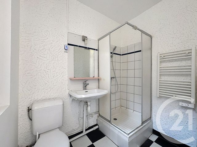 Appartement F2 à louer - 2 pièces - 32.98 m2 - IVRY SUR SEINE - 94 - ILE-DE-FRANCE - Century 21 Raspail