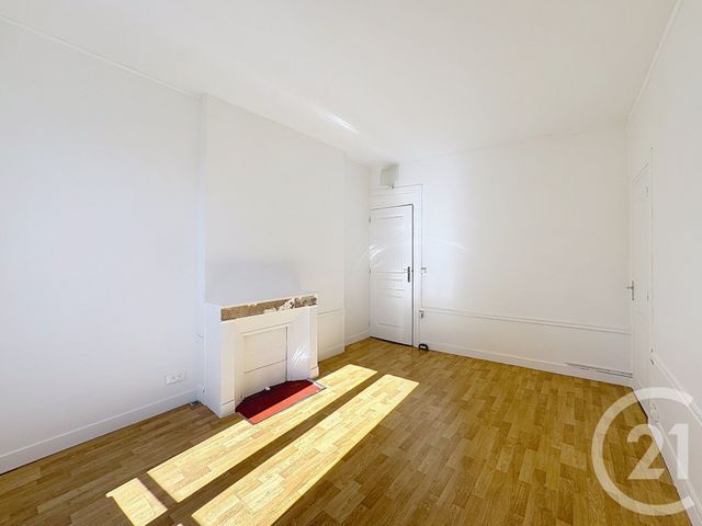 Appartement F2 à louer - 2 pièces - 32.98 m2 - IVRY SUR SEINE - 94 - ILE-DE-FRANCE - Century 21 Raspail