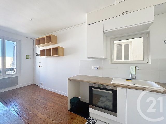 Appartement F2 à louer - 2 pièces - 32.98 m2 - IVRY SUR SEINE - 94 - ILE-DE-FRANCE - Century 21 Raspail