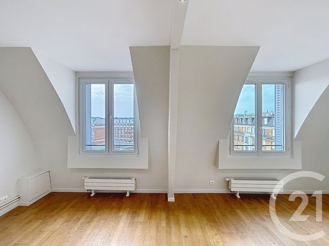 Appartement Duplex à louer - 6 pièces - 100.1 m2 - VITRY SUR SEINE - 94 - ILE-DE-FRANCE - Century 21 Raspail