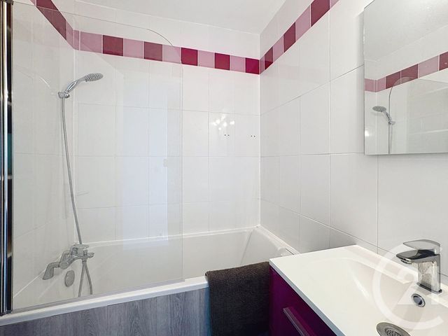 Appartement F3 à louer - 3 pièces - 63.59 m2 - IVRY SUR SEINE - 94 - ILE-DE-FRANCE - Century 21 Raspail