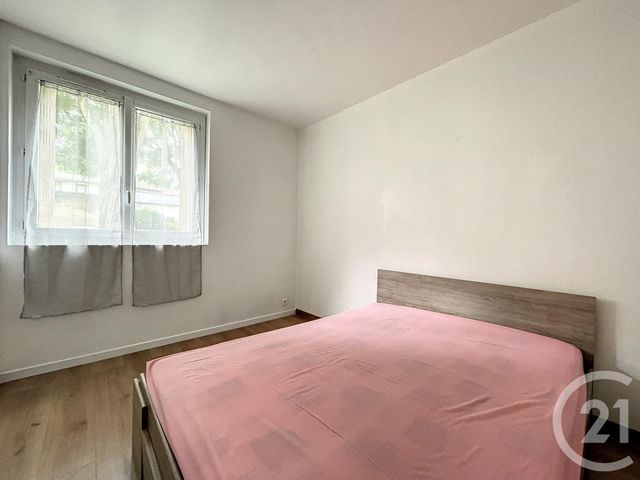Appartement F3 à louer - 3 pièces - 50.64 m2 - IVRY SUR SEINE - 94 - ILE-DE-FRANCE - Century 21 Raspail