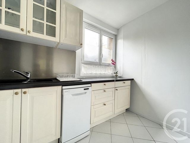 Appartement F3 à louer - 3 pièces - 50.64 m2 - IVRY SUR SEINE - 94 - ILE-DE-FRANCE - Century 21 Raspail