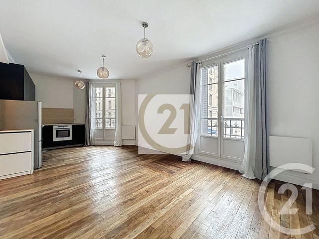 Appartement F2 à vendre - 2 pièces - 45.14 m2 - IVRY SUR SEINE - 94 - ILE-DE-FRANCE - Century 21 Raspail