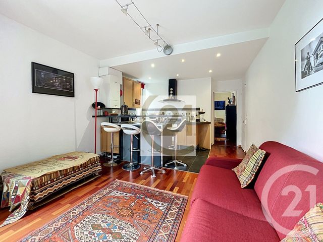 Appartement F2 à vendre - 2 pièces - 38.21 m2 - IVRY SUR SEINE - 94 - ILE-DE-FRANCE - Century 21 Raspail
