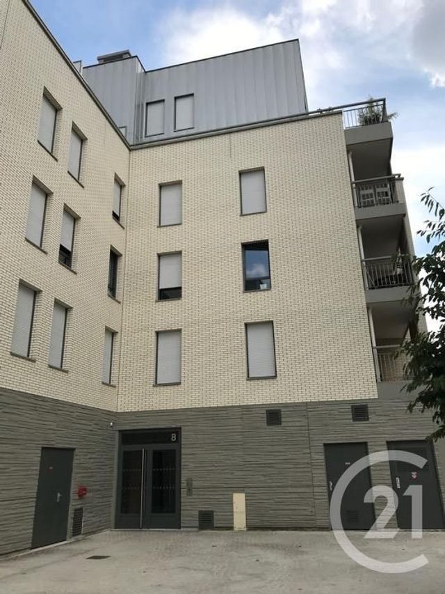 Appartement F2 à louer - 2 pièces - 45.15 m2 - IVRY SUR SEINE - 94 - ILE-DE-FRANCE - Century 21 Raspail