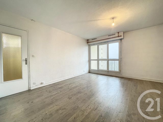 Appartement F1 à louer - 1 pièce - 33.82 m2 - IVRY SUR SEINE - 94 - ILE-DE-FRANCE - Century 21 Raspail