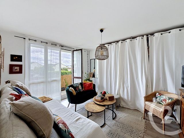 Appartement Studio à vendre - 1 pièce - 29.88 m2 - IVRY SUR SEINE - 94 - ILE-DE-FRANCE - Century 21 Raspail