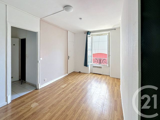 Appartement F2 à vendre - 2 pièces - 38.89 m2 - IVRY SUR SEINE - 94 - ILE-DE-FRANCE - Century 21 Raspail