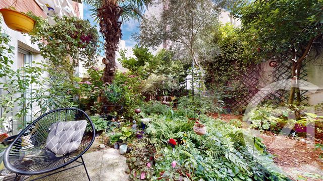 Appartement F2 à vendre - 2 pièces - 42.81 m2 - IVRY SUR SEINE - 94 - ILE-DE-FRANCE - Century 21 Raspail