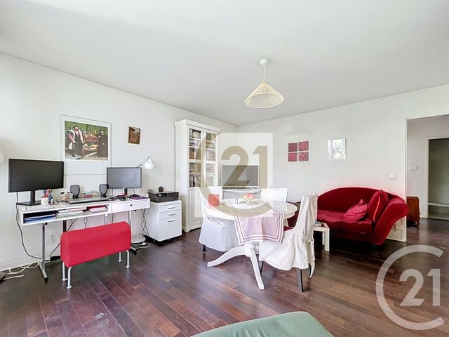 Appartement F2 à vendre - 2 pièces - 47.26 m2 - IVRY SUR SEINE - 94 - ILE-DE-FRANCE - Century 21 Raspail