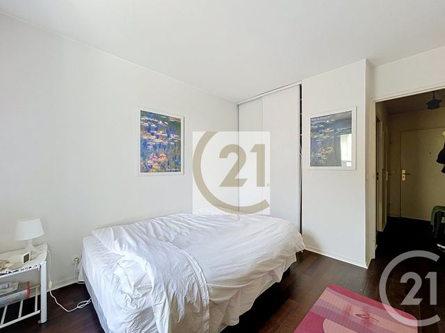 Appartement F2 à vendre - 2 pièces - 47.26 m2 - IVRY SUR SEINE - 94 - ILE-DE-FRANCE - Century 21 Raspail