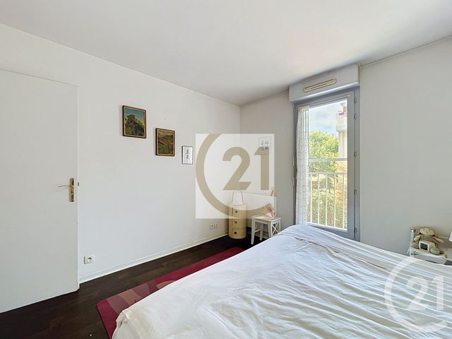 Appartement F2 à vendre - 2 pièces - 47.26 m2 - IVRY SUR SEINE - 94 - ILE-DE-FRANCE - Century 21 Raspail