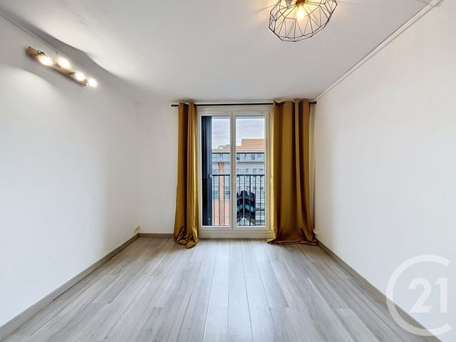 Appartement F2 à louer - 2 pièces - 41.64 m2 - IVRY SUR SEINE - 94 - ILE-DE-FRANCE - Century 21 Raspail