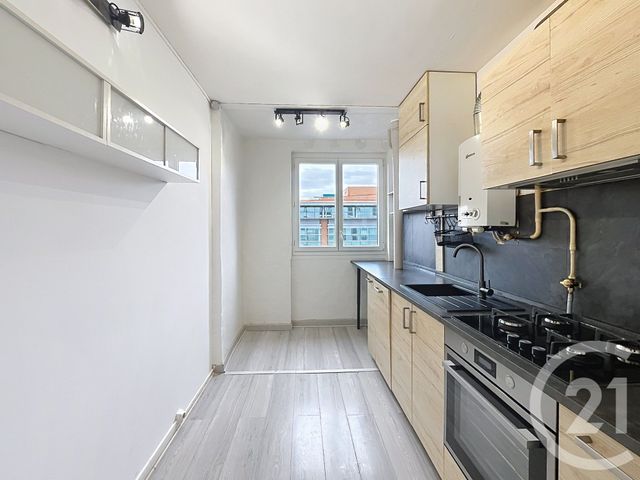 Appartement F2 à louer - 2 pièces - 41.64 m2 - IVRY SUR SEINE - 94 - ILE-DE-FRANCE - Century 21 Raspail
