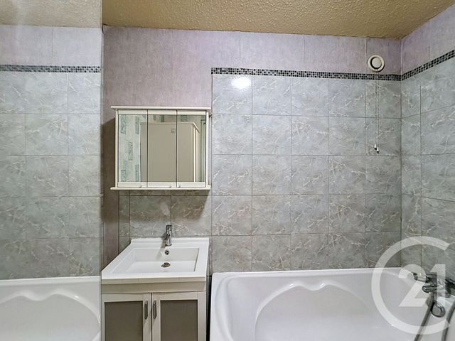 Appartement F1 à louer - 1 pièce - 33.82 m2 - IVRY SUR SEINE - 94 - ILE-DE-FRANCE - Century 21 Raspail