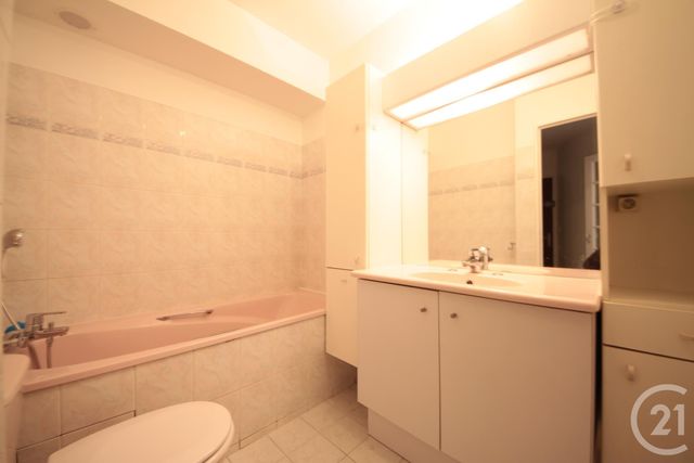 Appartement F2 à louer - 2 pièces - 43.56 m2 - MONTMORENCY - 95 - ILE-DE-FRANCE - Century 21 Raspail