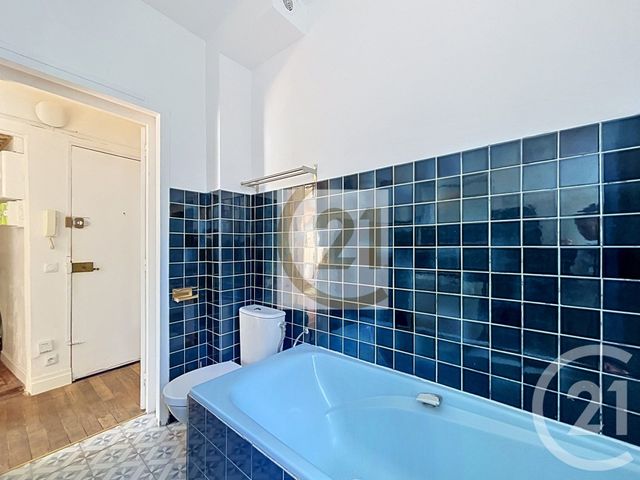 Appartement F2 à vendre - 2 pièces - 45.14 m2 - IVRY SUR SEINE - 94 - ILE-DE-FRANCE - Century 21 Raspail