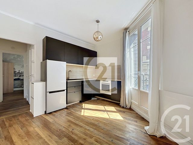 Appartement F2 à vendre - 2 pièces - 45.14 m2 - IVRY SUR SEINE - 94 - ILE-DE-FRANCE - Century 21 Raspail