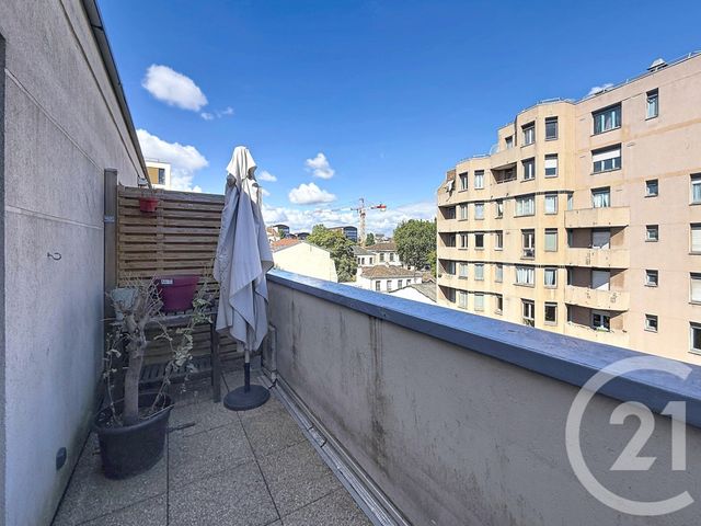 Appartement F3 à vendre - 3 pièces - 78.0 m2 - IVRY SUR SEINE - 94 - ILE-DE-FRANCE - Century 21 Raspail