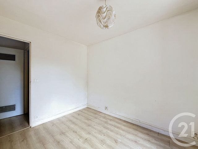 Appartement F3 à louer - 3 pièces - 51.49 m2 - VITRY SUR SEINE - 94 - ILE-DE-FRANCE - Century 21 Raspail