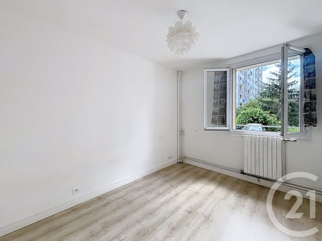 Appartement F3 à louer - 3 pièces - 51.49 m2 - VITRY SUR SEINE - 94 - ILE-DE-FRANCE - Century 21 Raspail