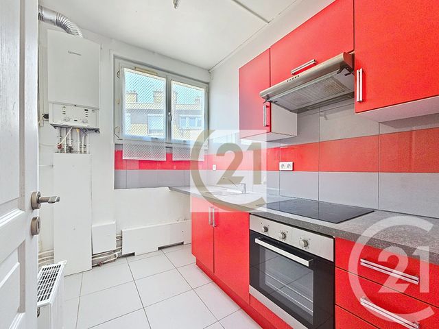 Appartement F2 à vendre - 2 pièces - 39.38 m2 - IVRY SUR SEINE - 94 - ILE-DE-FRANCE - Century 21 Raspail