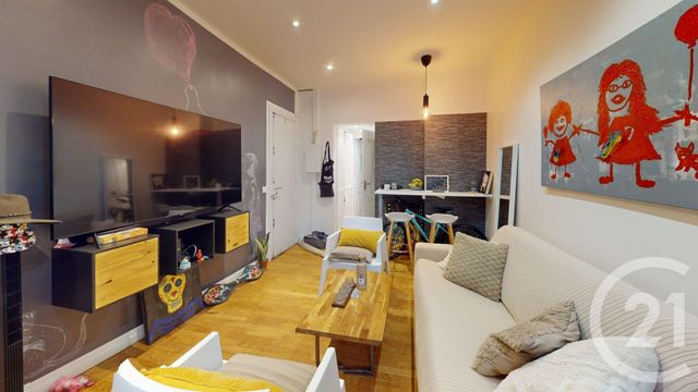 Appartement T2 à vendre - 2 pièces - 28.25 m2 - IVRY SUR SEINE - 94 - ILE-DE-FRANCE - Century 21 Raspail