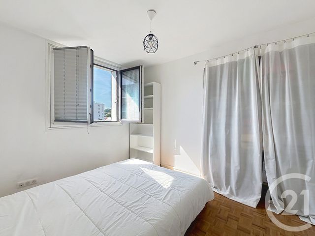 Appartement F5 à louer - 5 pièces - 88.47 m2 - IVRY SUR SEINE - 94 - ILE-DE-FRANCE - Century 21 Raspail