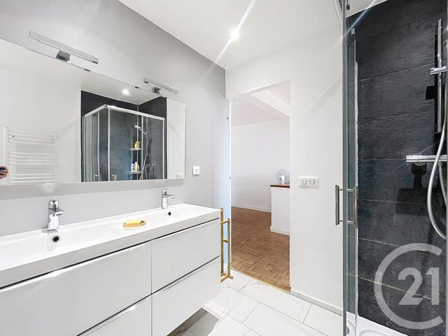 Appartement F5 à louer - 5 pièces - 88.47 m2 - IVRY SUR SEINE - 94 - ILE-DE-FRANCE - Century 21 Raspail