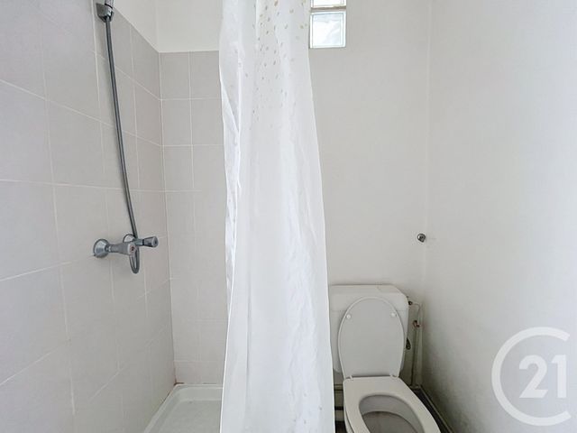 Appartement Studio à louer - 1 pièce - 19.3 m2 - IVRY SUR SEINE - 94 - ILE-DE-FRANCE - Century 21 Raspail