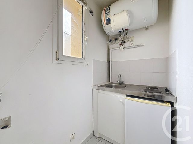 Appartement Studio à louer - 1 pièce - 19.3 m2 - IVRY SUR SEINE - 94 - ILE-DE-FRANCE - Century 21 Raspail