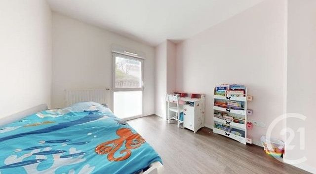 Appartement F4 à louer - 4 pièces - 83.92 m2 - VITRY SUR SEINE - 94 - ILE-DE-FRANCE - Century 21 Raspail