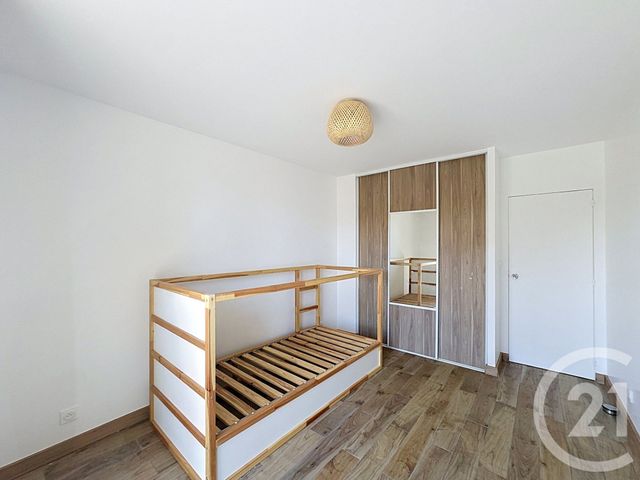 Appartement F3 à louer - 3 pièces - 55.15 m2 - IVRY SUR SEINE - 94 - ILE-DE-FRANCE - Century 21 Raspail