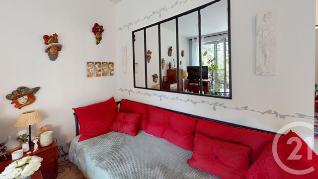 Appartement F2 à vendre - 2 pièces - 42.81 m2 - IVRY SUR SEINE - 94 - ILE-DE-FRANCE - Century 21 Raspail