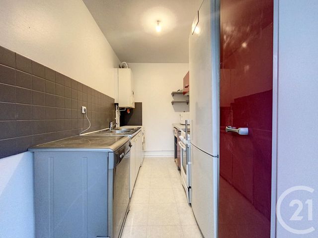 Appartement F2 à louer - 2 pièces - 48.77 m2 - IVRY SUR SEINE - 94 - ILE-DE-FRANCE - Century 21 Raspail