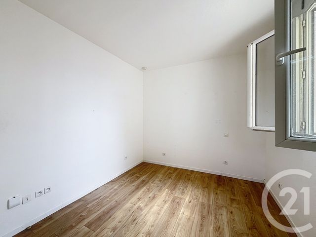 Appartement Studio à louer - 1 pièce - 15.73 m2 - IVRY SUR SEINE - 94 - ILE-DE-FRANCE - Century 21 Raspail