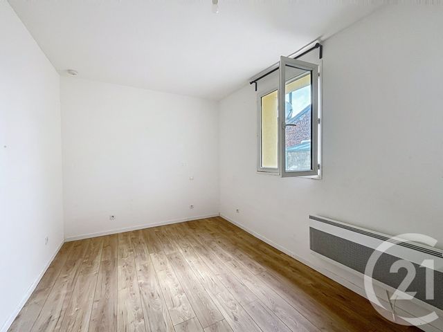 Appartement Studio à louer - 1 pièce - 15.73 m2 - IVRY SUR SEINE - 94 - ILE-DE-FRANCE - Century 21 Raspail