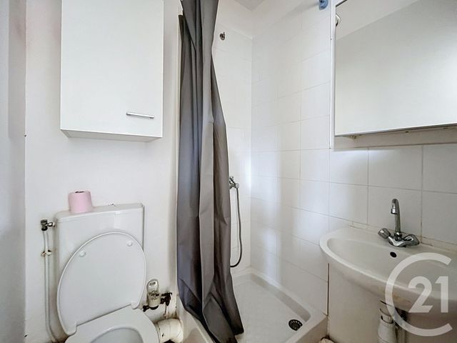 Appartement Studio à louer - 1 pièce - 15.73 m2 - IVRY SUR SEINE - 94 - ILE-DE-FRANCE - Century 21 Raspail