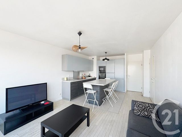 Appartement F4 à louer - 4 pièces - 73.35 m2 - IVRY SUR SEINE - 94 - ILE-DE-FRANCE - Century 21 Raspail