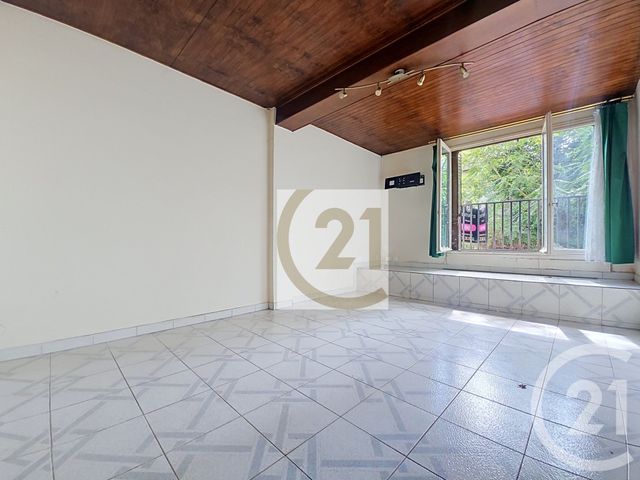 maison à vendre - 3 pièces - 74.01 m2 - IVRY SUR SEINE - 94 - ILE-DE-FRANCE - Century 21 Raspail